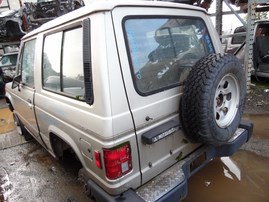 1988 MITSUBISHI MONTERO TAN 2.6L MT 4WD 193888